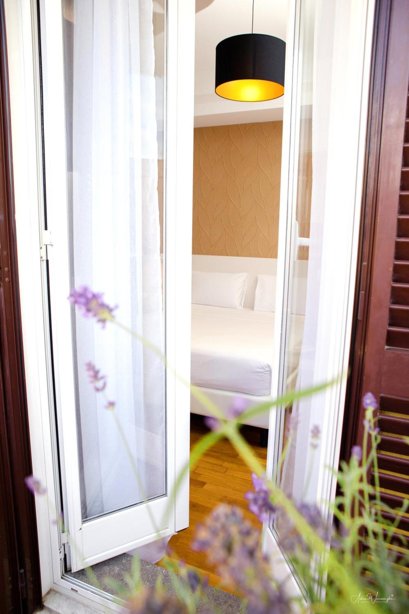 Magikrooms Topaz Рим Екстер'єр фото